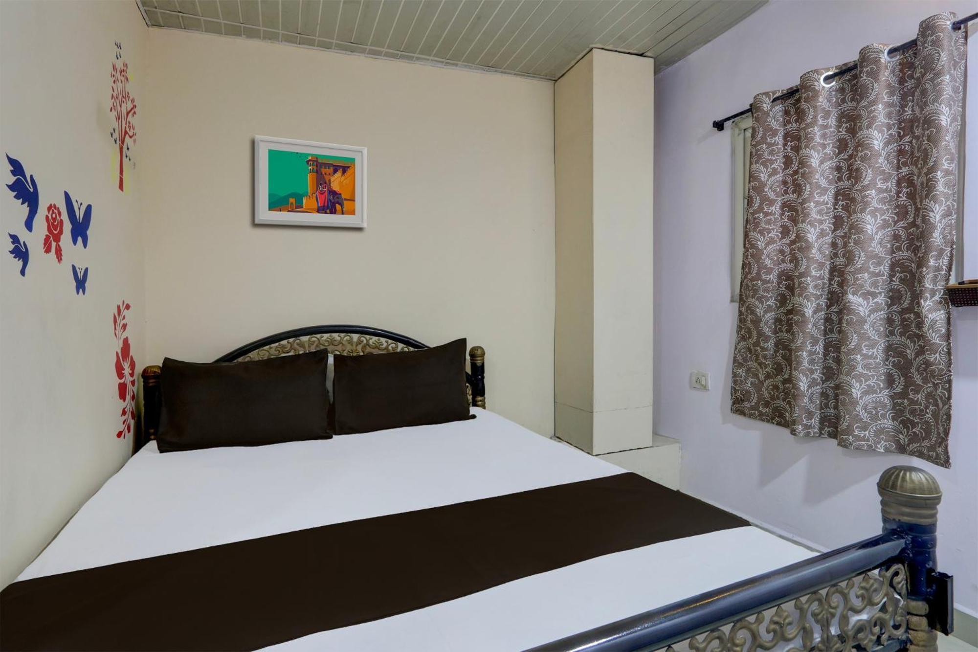 Spot On Hotel Aaraadhya Residency Хайдарабад Экстерьер фото