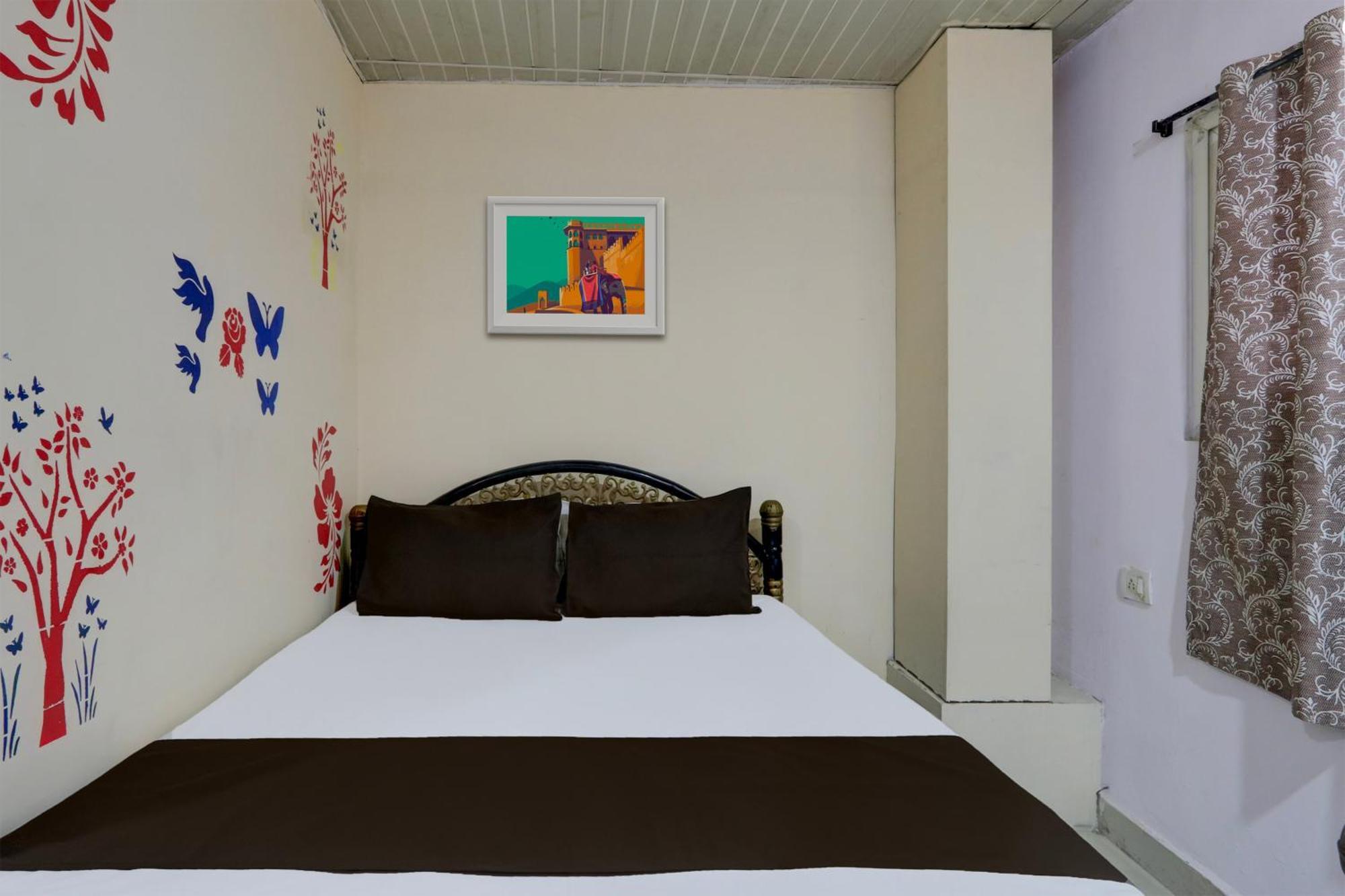 Spot On Hotel Aaraadhya Residency Хайдарабад Экстерьер фото